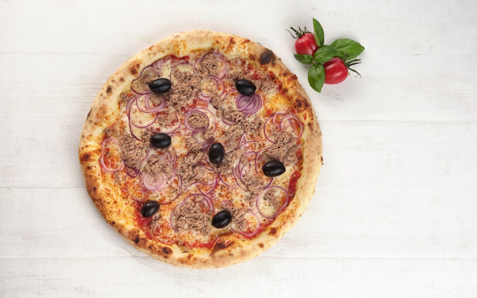 Naujiena - dienos pica su tunu!