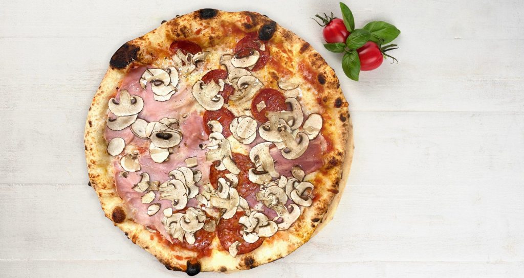 Galerija Pizza Siracusa. Pica Quattro Carni